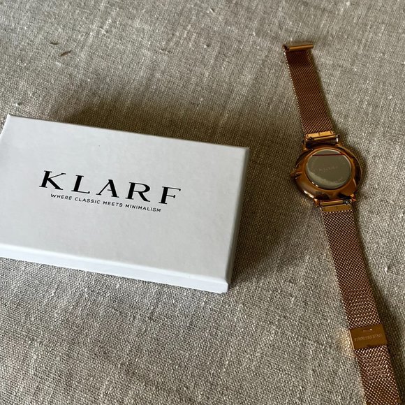 Klarf Minimalist Rose Gold Watch - Picture 7 of 8